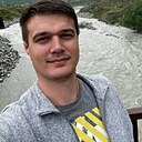 Макс, 32 года