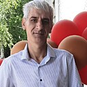 Юрий, 47 лет