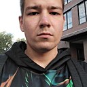 Валера, 23 года