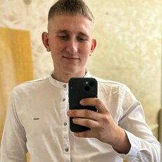 Фотография мужчины Максим, 21 год из г. Балашов