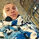 Валера, 32 года