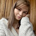 Яна, 25 лет