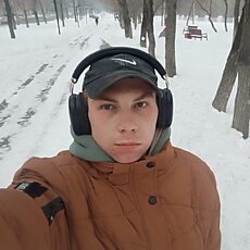 Фотография мужчины Дима, 20 лет из г. Усть-Каменогорск