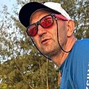 Михаил, 33 года