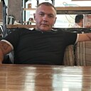 Лев, 40 лет