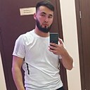 Али, 21 год