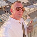 Роман, 44 года