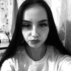 Фотография девушки Алена, 23 года из г. Краснокаменск