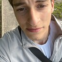 Хамза, 18 лет