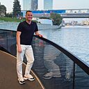 Владислав, 33 года