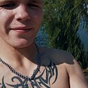 Анатолий, 22 года
