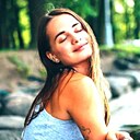 Вика, 24 года
