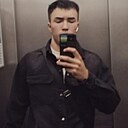 Бекжон, 21 год