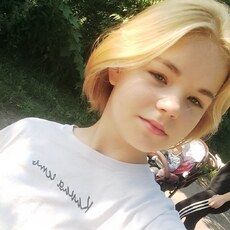 Фотография девушки Юлия, 18 лет из г. Трубчевск