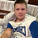 Макс, 24 года