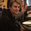 Макс, 34 года