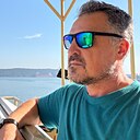 Виктор, 45 лет