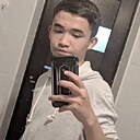 Алишер, 20 лет