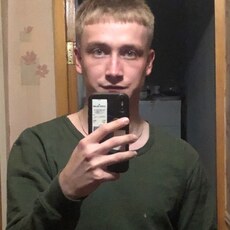 Фотография мужчины Саша, 20 лет из г. Красноуфимск