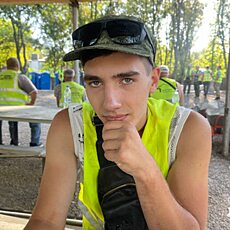 Фотография мужчины Кирилл, 19 лет из г. Макеевка