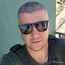 Р Н, 44 года