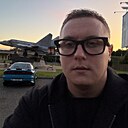 Денис, 33 года
