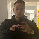 Денис, 22 года