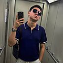 Armani, 23 года
