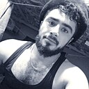Гийо, 30 лет