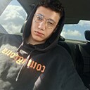 Ян, 22 года