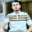 Luis, 24 года