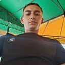 Виталя, 28 лет