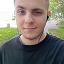 Максим, 22 года