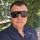 Максим, 33 года