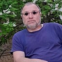 Хаким, 52 года
