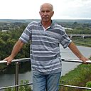 Юрий, 64 года