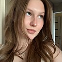 Карина, 18 лет