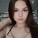 Анастасия, 18 лет