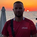 Валера, 24 года