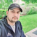 Сирож, 33 года