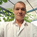 Лев, 45 лет