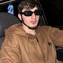 Ибрагим, 20 лет