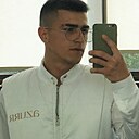 Эдем Джан, 22 года