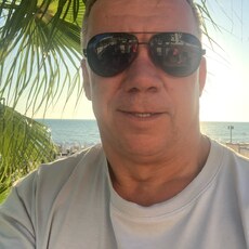 Фотография мужчины Юрий, 45 лет из г. Новый Уренгой
