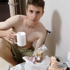 Фотография мужчины Олег, 18 лет из г. Павловск (Воронежская Обл)