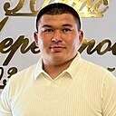 Нурнияз, 22 года