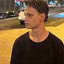 Максим, 19 лет