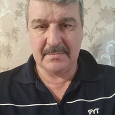 Фотография мужчины Валерий, 64 года из г. Волжский