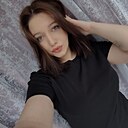 Алёна, 24 года