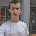 Макс, 21 год